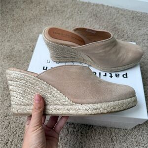 Patricia Green Women's Cream Espadrille Wedges